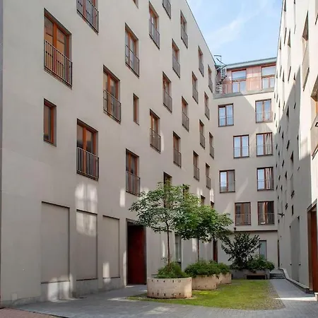 Cosy Old Town Flat In A Modern Secured Apt. Block Apartment Riga
